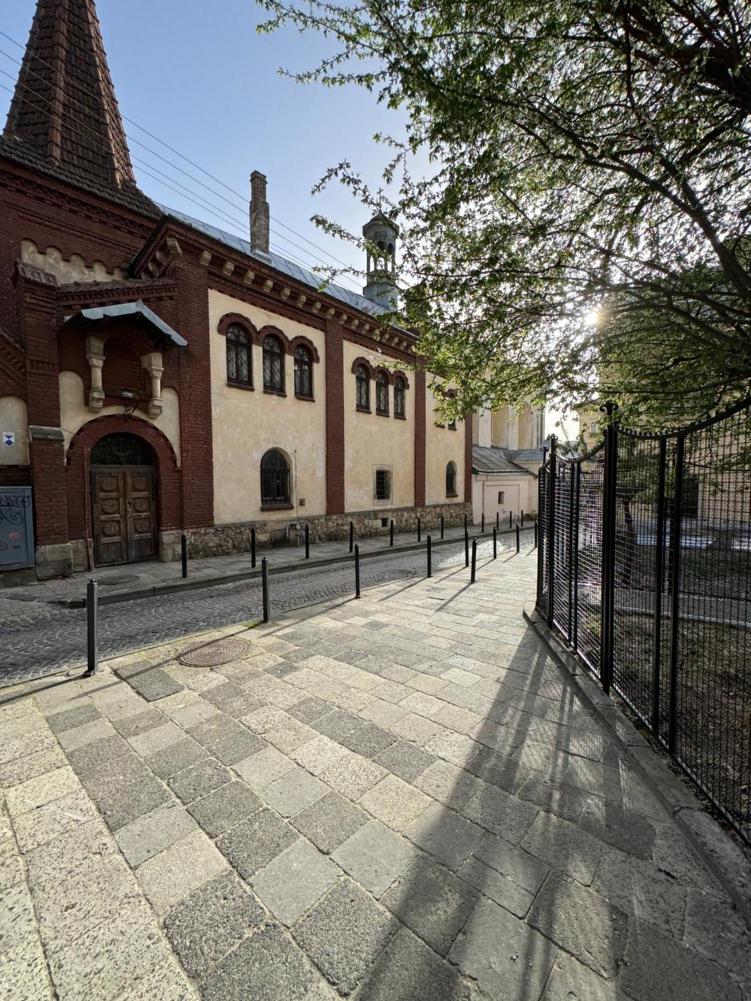 Kvartyra Mansarda Lvov Exteriér fotografie
